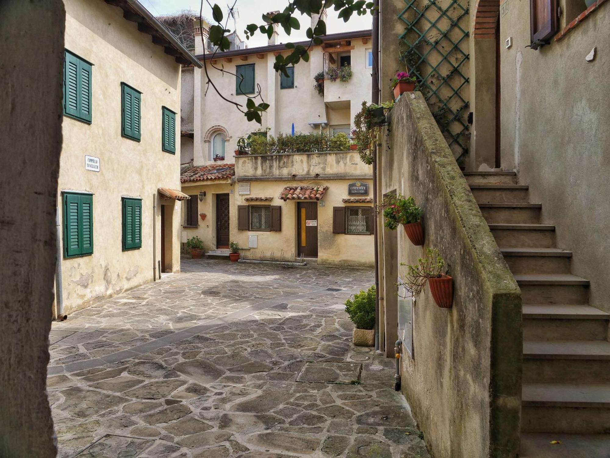 Casa Vianella - Romantico Monolocale Per Vivere Come Una Volta Градо Экстерьер фото